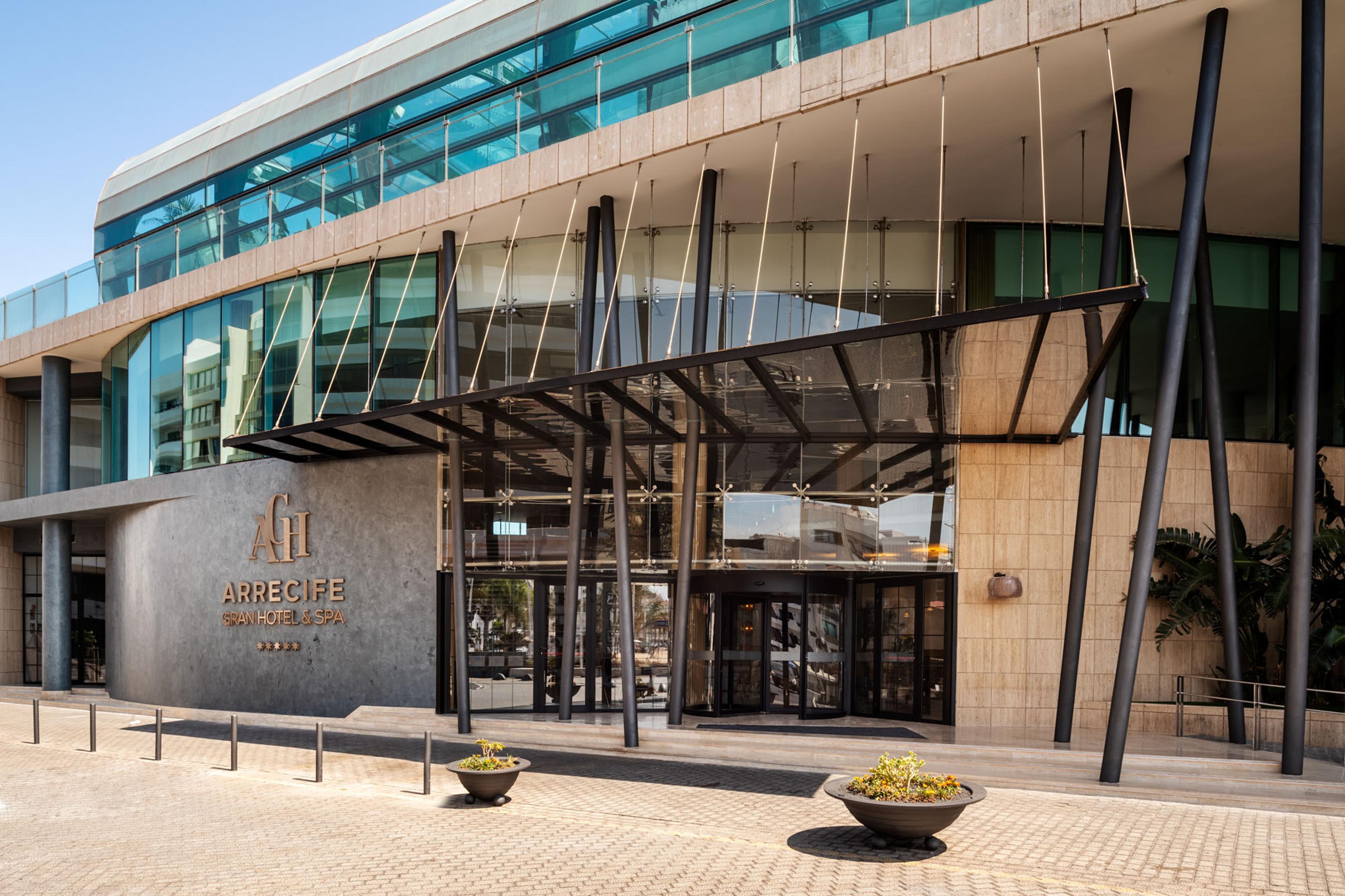 Arrecife Gran Hotel & Spa Екстер'єр фото Entrance to the hotel