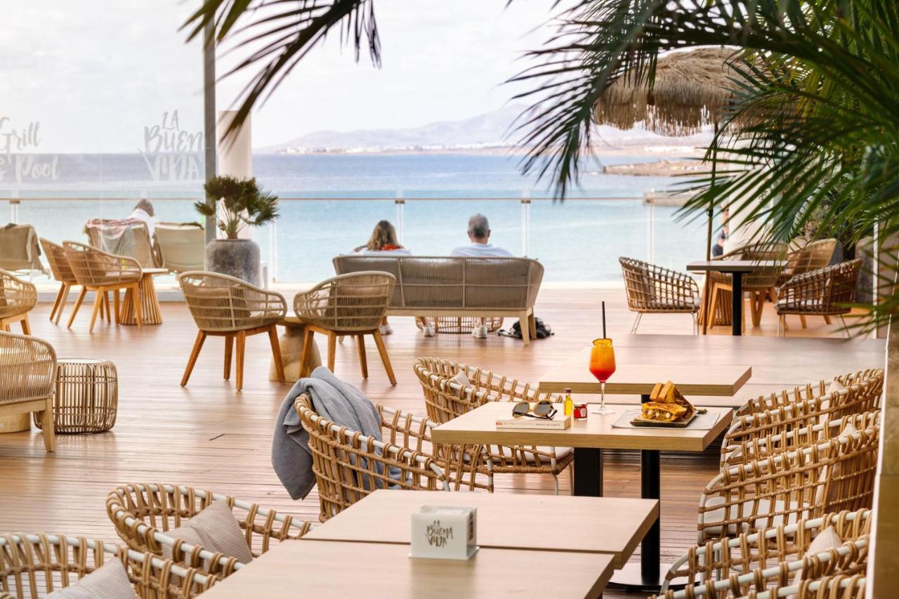 Arrecife Gran Hotel & Spa Екстер'єр фото The beach bar at the hotel